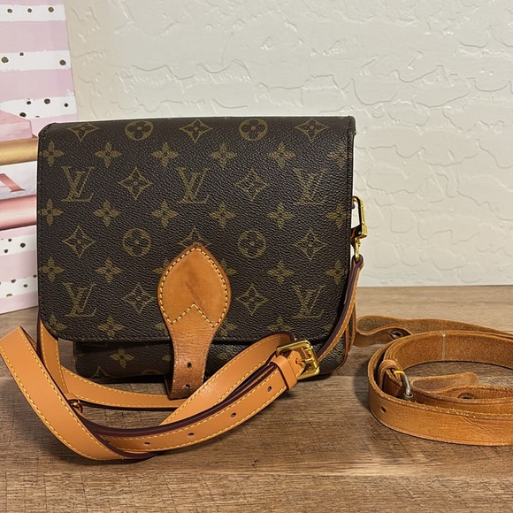 Louis Vuitton Cartouchiere - Picture 13 of 15